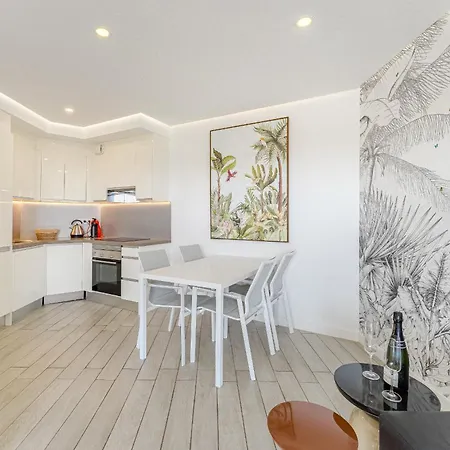 Ocean Garden Sunset View Апартаменти *